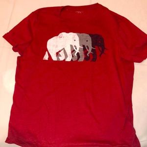 Banana Republic Elephant XL T-Shirt